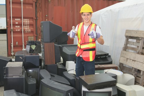 Ava Rubbish team performing house clearance